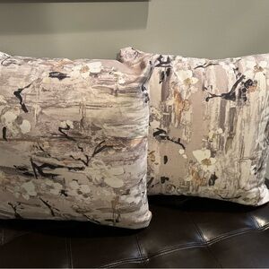 Floral Accent Pillow Set - Cream and Gray